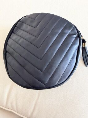 Black Quilted Round Crossbody Bag - Unbranded